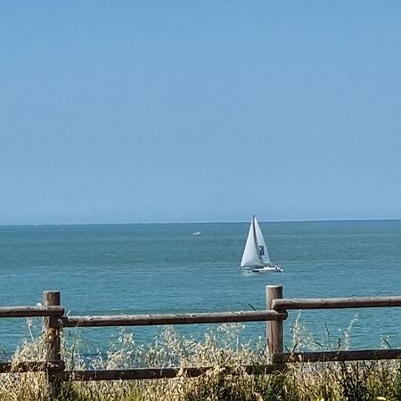 Les Rochers De Vallieres, Appartement De 35 M2 Avec 1 Chambre, Terrasses, Jardin 140 M2, Vue Panoramique Face A L'Ocean ! Saint-Georges-de-Didonne Extérieur photo
