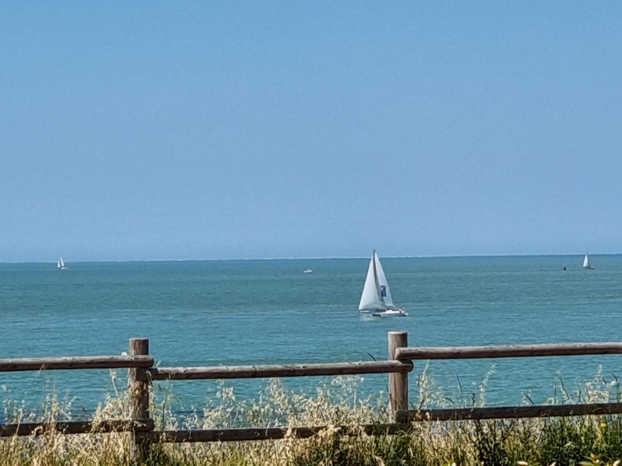 Les Rochers De Vallieres, Appartement De 35 M2 Avec 1 Chambre, Terrasses, Jardin 140 M2, Vue Panoramique Face A L'Ocean ! Saint-Georges-de-Didonne Extérieur photo